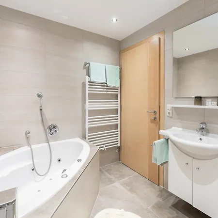 With Whirlpool Bathtub In St Anton